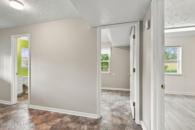 165 Day Rd, Taylorsville, KY 40071