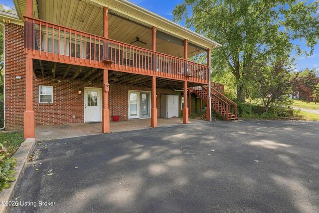 165 Day Rd, Taylorsville, KY 40071