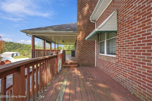 165 Day Rd, Taylorsville, KY 40071