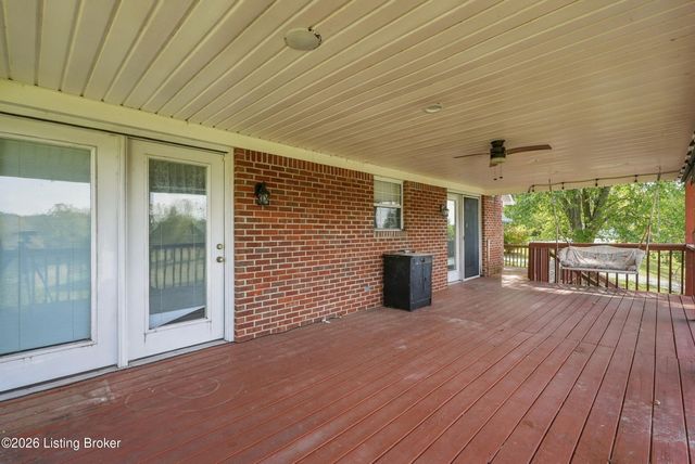 165 Day Rd, Taylorsville, KY 40071