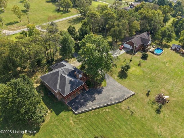 165 Day Rd, Taylorsville, KY 40071