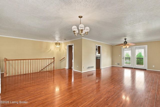 165 Day Rd, Taylorsville, KY 40071