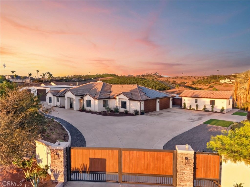 4574 Valle Del Sol, Bonsall, CA 92003 — photo 2