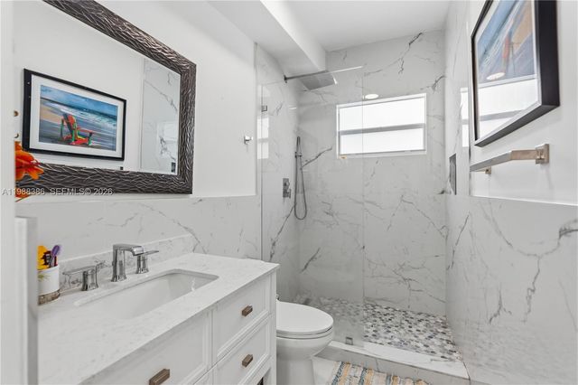 1110 NE 130th St, North Miami, FL 33161