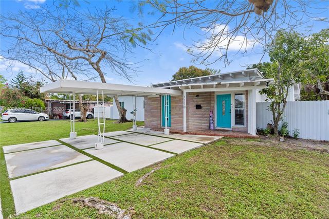 1110 NE 130th St, North Miami, FL 33161