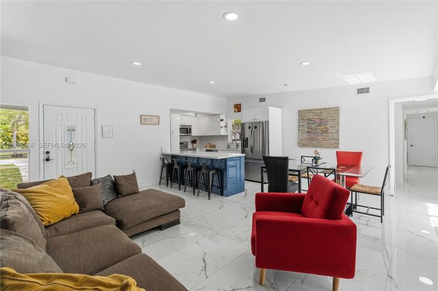 1110 NE 130th St, North Miami, FL 33161