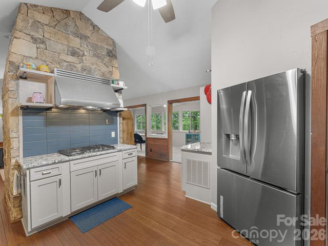 12 E Park Drive, Tryon, NC 28782