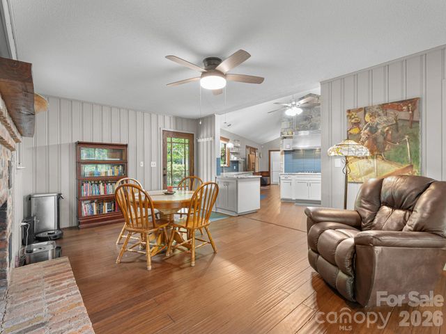 12 E Park Drive, Tryon, NC 28782