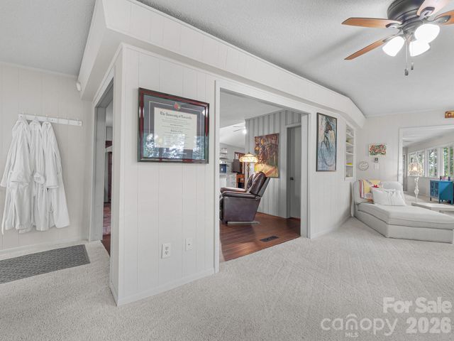 12 E Park Drive, Tryon, NC 28782