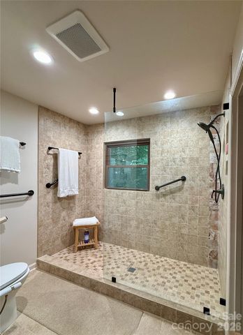 12 E Park Drive, Tryon, NC 28782