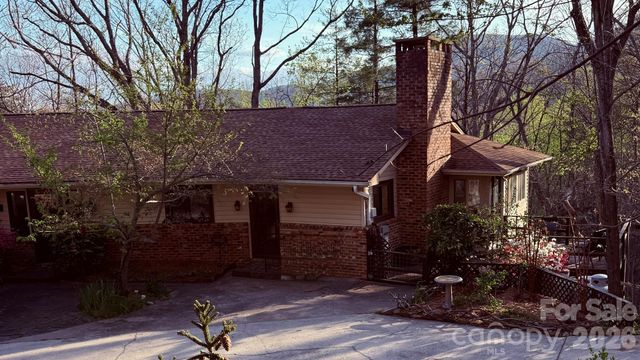12 E Park Drive, Tryon, NC 28782