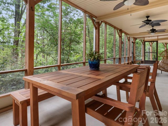 12 E Park Drive, Tryon, NC 28782