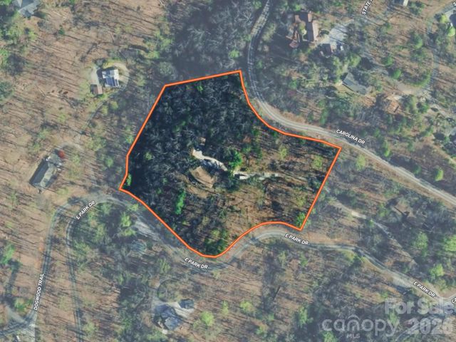 12 E Park Drive, Tryon, NC 28782