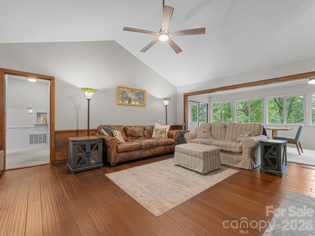 12 E Park Drive, Tryon, NC 28782