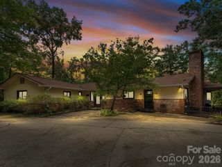 12 E Park Drive, Tryon, NC 28782