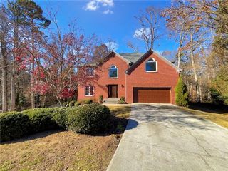 2380 Black Bear Court, Buford, GA 30519