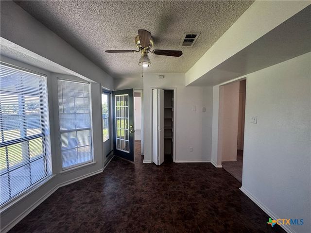 1613 Bobby Lee Drive, Killeen, TX 76549