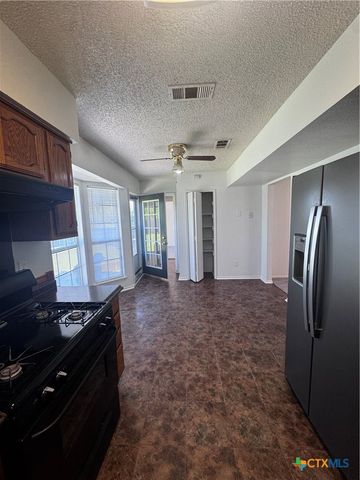 1613 Bobby Lee Drive, Killeen, TX 76549