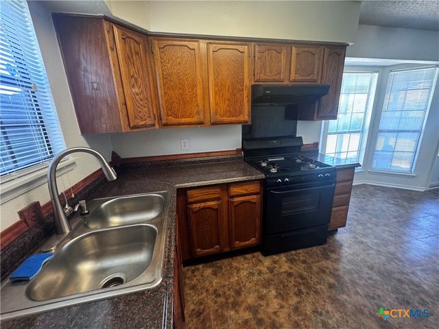 1613 Bobby Lee Drive, Killeen, TX 76549
