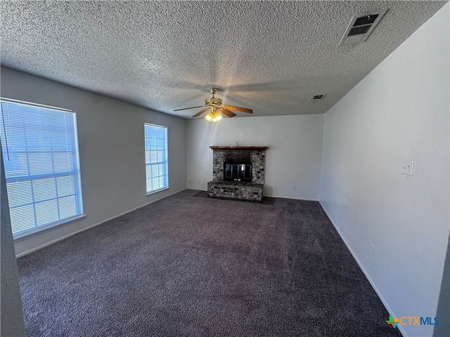 1613 Bobby Lee Drive, Killeen, TX 76549