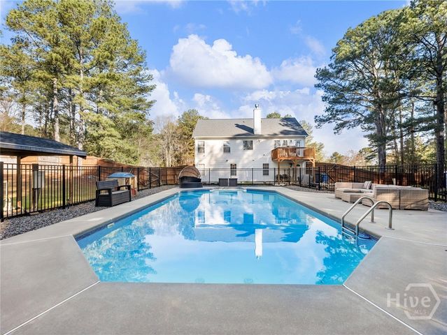 1339 Sierra Ridge Place SE, Loganville, GA 30052