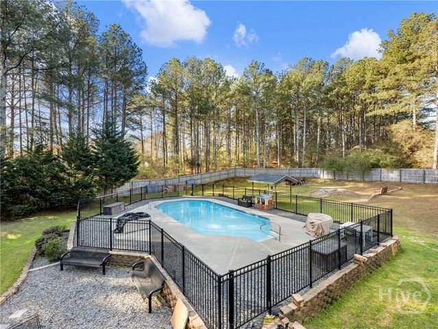 1339 Sierra Ridge Place SE, Loganville, GA 30052