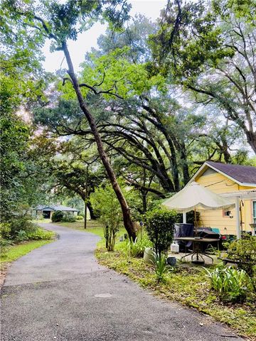 2751 Longleaf Drive, Mobile, AL 36693