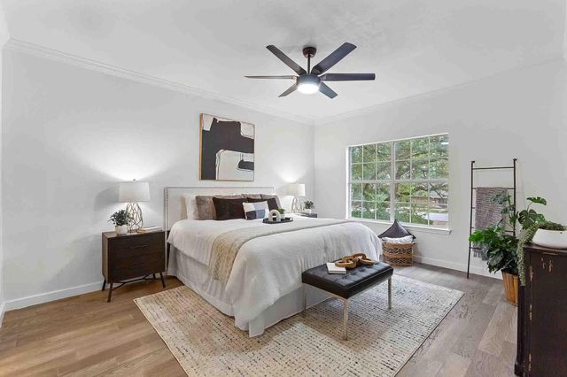 201 Timpanagos DR, Lakeway, TX 78734