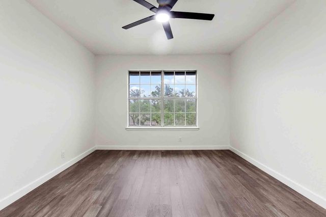 201 Timpanagos DR, Lakeway, TX 78734