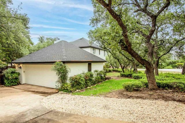 201 Timpanagos DR, Lakeway, TX 78734