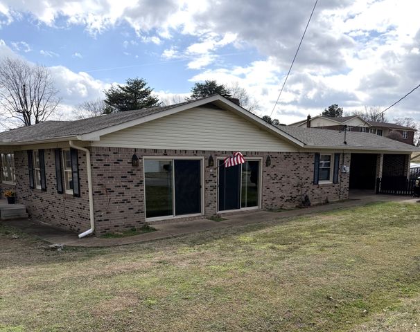 420 General Forrest Dr, Bruceton, TN 38317