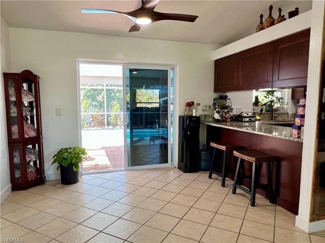 702 SW 25th ST, Cape Coral, FL 33914