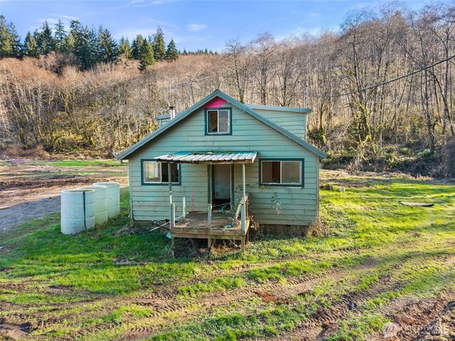 138 Ward Creek Rd, Raymond, WA 98577