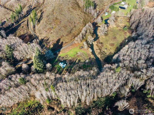 138 Ward Creek Rd, Raymond, WA 98577