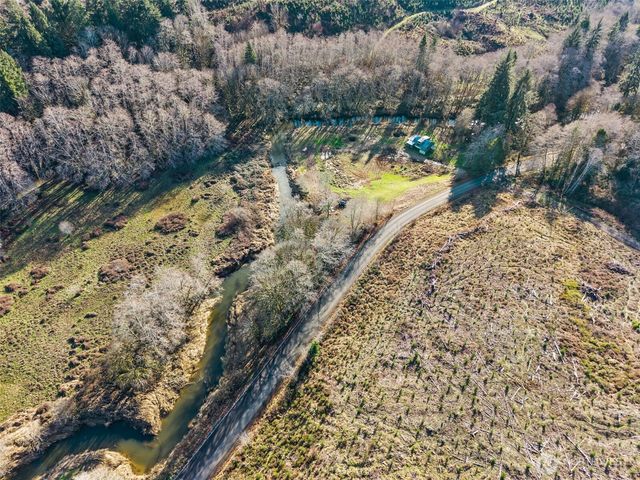 138 Ward Creek Rd, Raymond, WA 98577