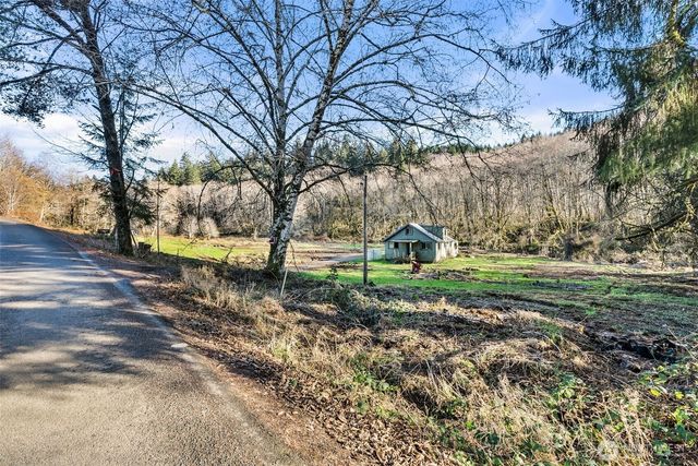 138 Ward Creek Rd, Raymond, WA 98577