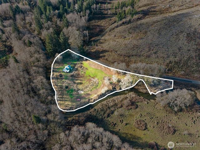 138 Ward Creek Rd, Raymond, WA 98577