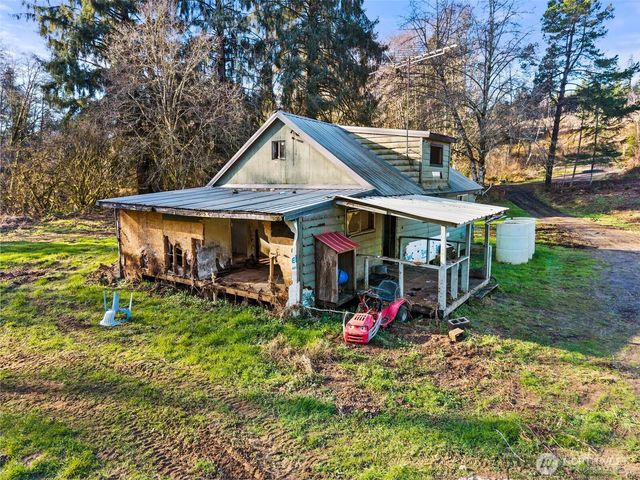138 Ward Creek Rd, Raymond, WA 98577
