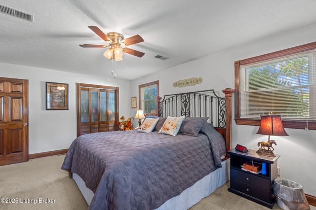 200 Nat Rogers Rd, New Haven, KY 40051