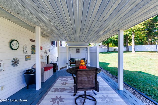 200 Nat Rogers Rd, New Haven, KY 40051