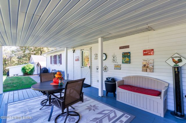 200 Nat Rogers Rd, New Haven, KY 40051