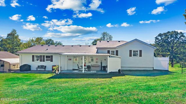 200 Nat Rogers Rd, New Haven, KY 40051