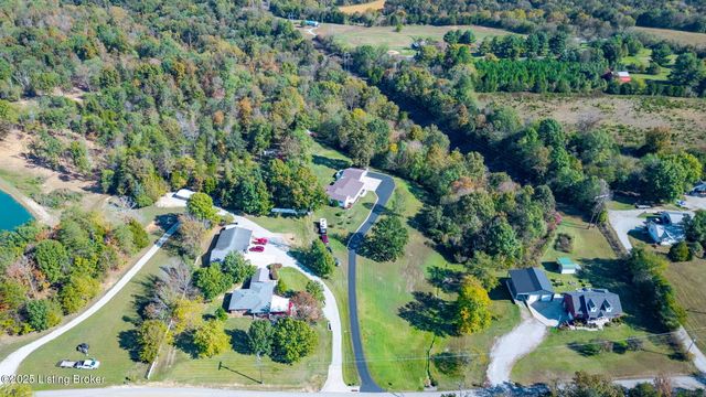 200 Nat Rogers Rd, New Haven, KY 40051