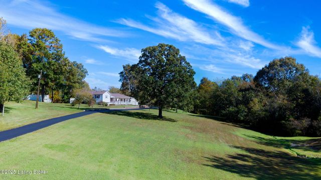 200 Nat Rogers Rd, New Haven, KY 40051