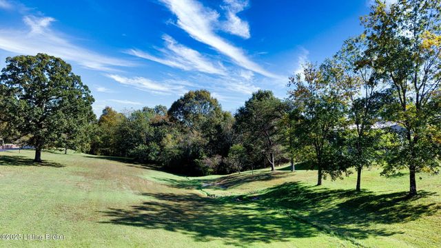 200 Nat Rogers Rd, New Haven, KY 40051