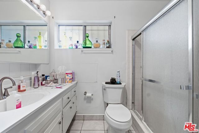 519 N Exton Avenue, Inglewood, CA 90302
