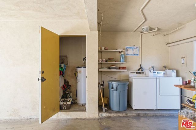 519 N Exton Avenue, Inglewood, CA 90302