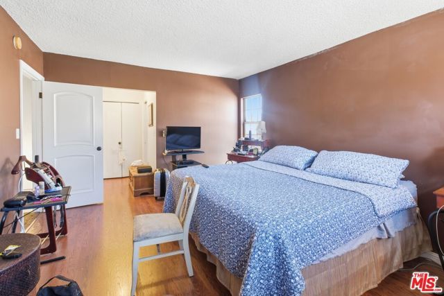 519 N Exton Avenue, Inglewood, CA 90302