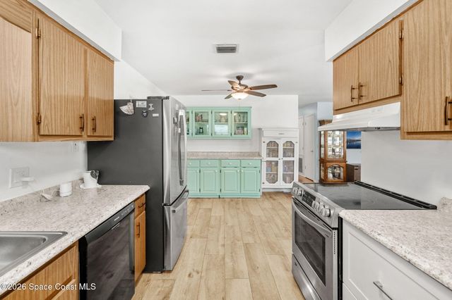 2882 Pennington Place, Melbourne, FL 32935
