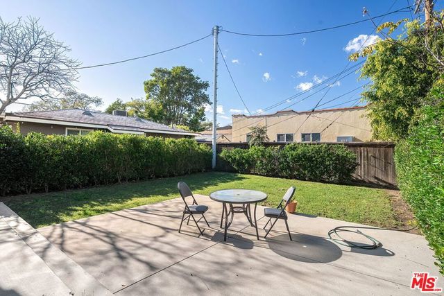 10833 Tabor Street, Los Angeles, CA 90034